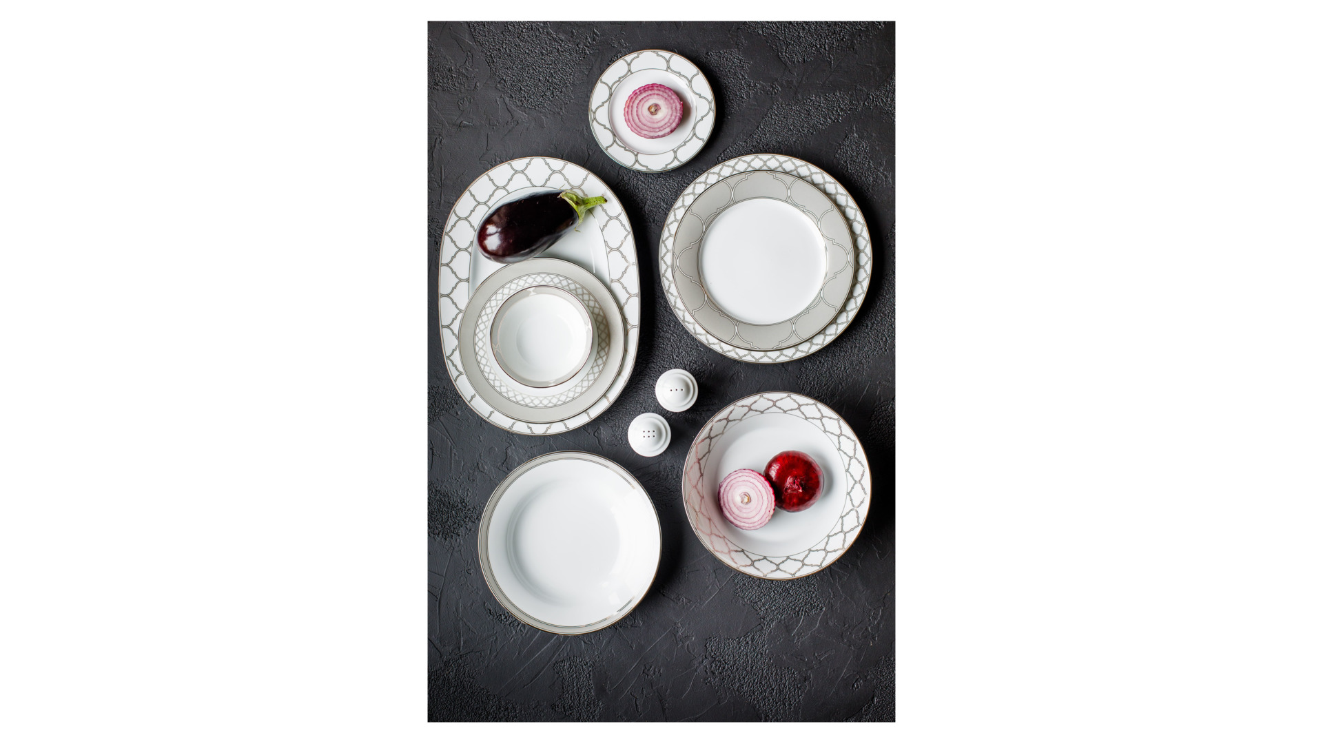 Тарелка суповая Noritake Царский дворец, платиновый кант 23 см, фарфор