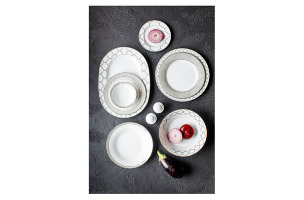 Тарелка акцентная Noritake Царский дворец, платиновый кант 23 см, фарфор