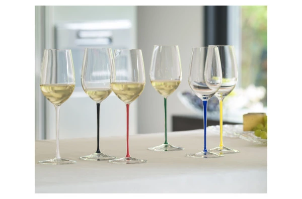 Бокал для белого вина Riedel Fatto a Mano Riesling/Zinfandel 395 мл, красная ножка, ручная работа