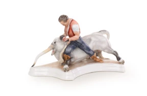 Фигурка Herend Herend Толди с быком 27,6 см