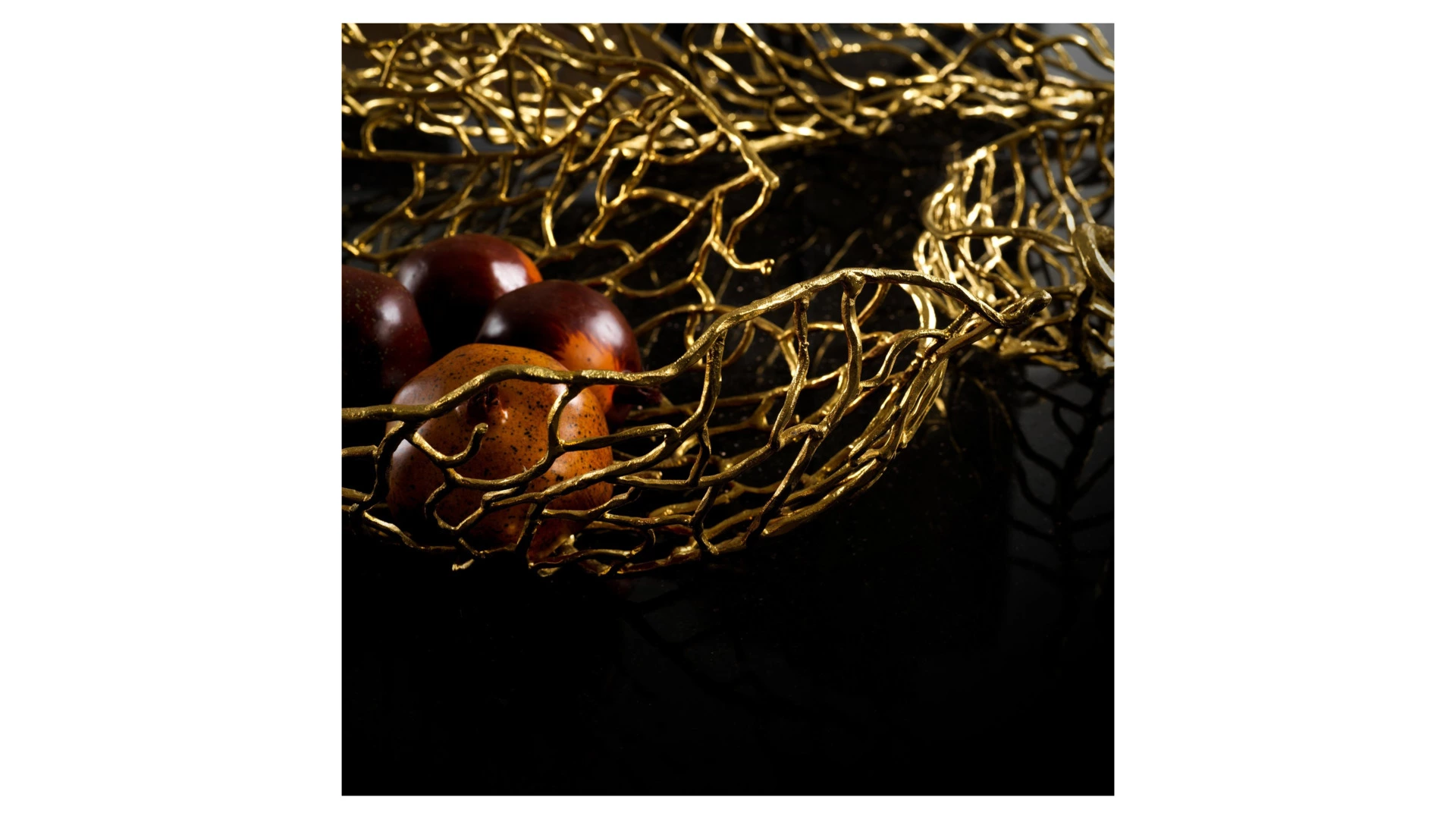 Блюдо Michael Aram Осенние листья 60 см, латунь