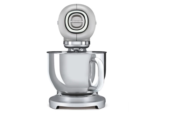 Миксер планетарный SMEG SMF02SVEU, 800 Вт, чаша стальная 4,8л, 3 насадки, алюминий литой, серебристы