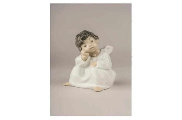 Фигурка Lladro Задумчивый ангел 10x10 см, фарфор