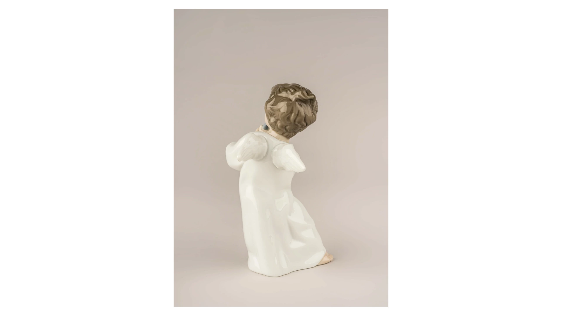Фигурка Lladro Ангел с флейтой 8x16 см, фарфор