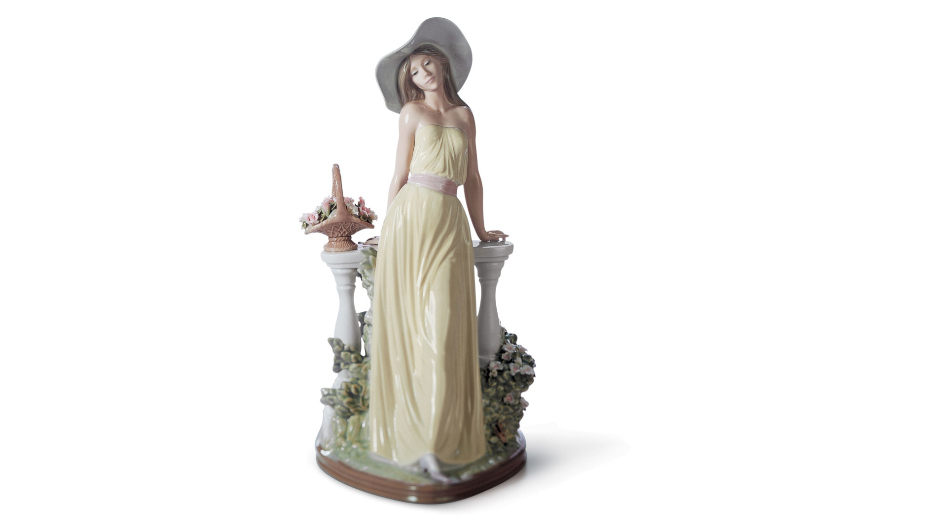 Фигурка Lladro Задумчивая 17x35 см, фарфор