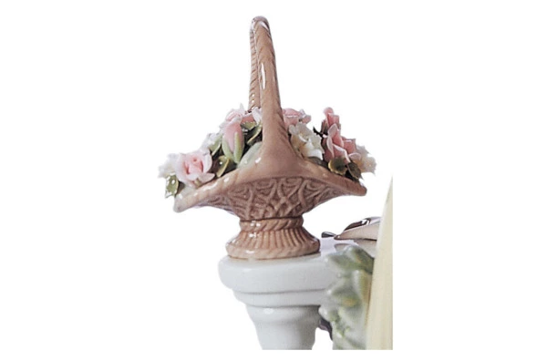 Фигурка Lladro Задумчивая 17x35 см, фарфор