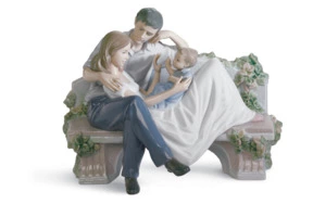 Фигурка Lladro Бесценный миг 23х19 см, фарфор