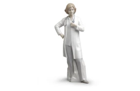 Фигурка Lladro Доктор, женщина 14х31 см, фарфор