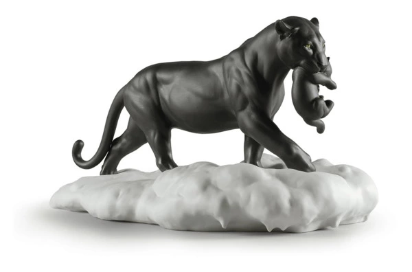 Фигурка Lladro Черная пантера 48х25 см, фарфор