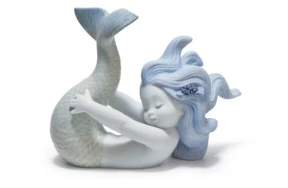 Фигурка Lladro Играющая русалочка 12 см, фарфор