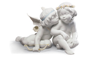 Фигурка Lladro Эрос и Психея 43х28 см, фарфор