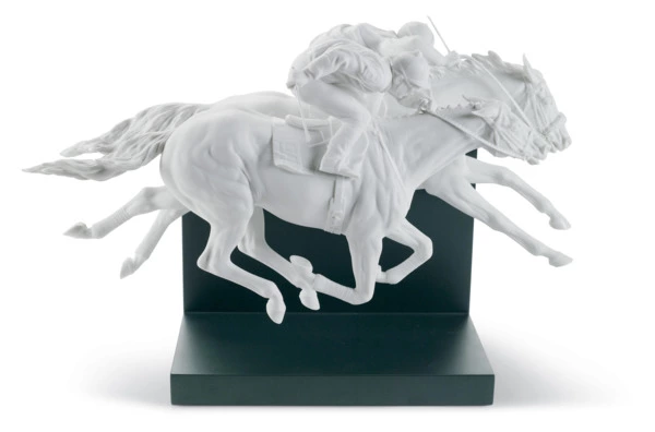 Фигурка Lladro Скачки 44х28 см, фарфор