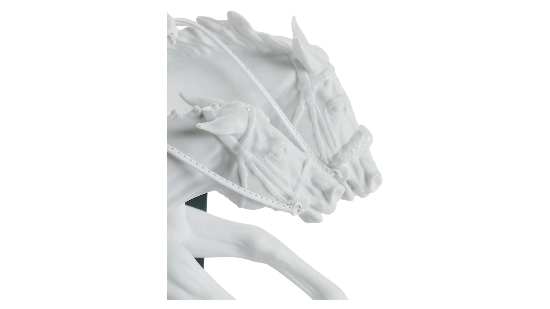 Фигурка Lladro Скачки 44х28 см, фарфор