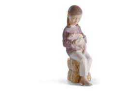 Фигурка Lladro Девочка с хвостиками 17х9 см, фарфор