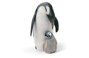 Фигурка Lladro Пингвин с пингвиненком 16х22 см, фарфор
