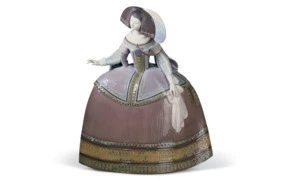 Фигурка Lladro Фрейлина 30х24 см, фарфор