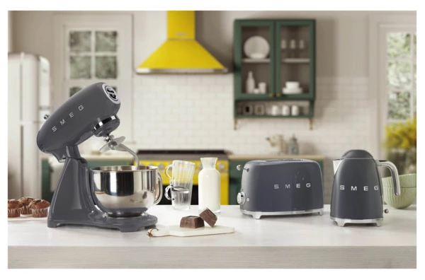 Миксер планетарный SMEG SMF03GREU, 800 Вт, чаша стальная 4,8л, 3 насадки, алюминий литой, серый