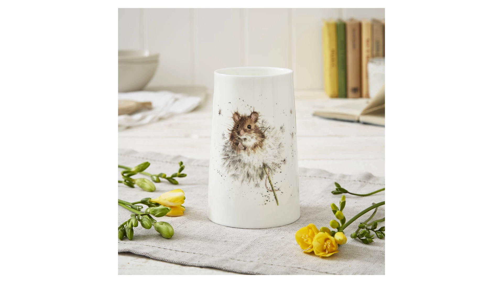 Ваза Royal Worcester Забавная фауна Мышка 14,6 см, фарфор костяной