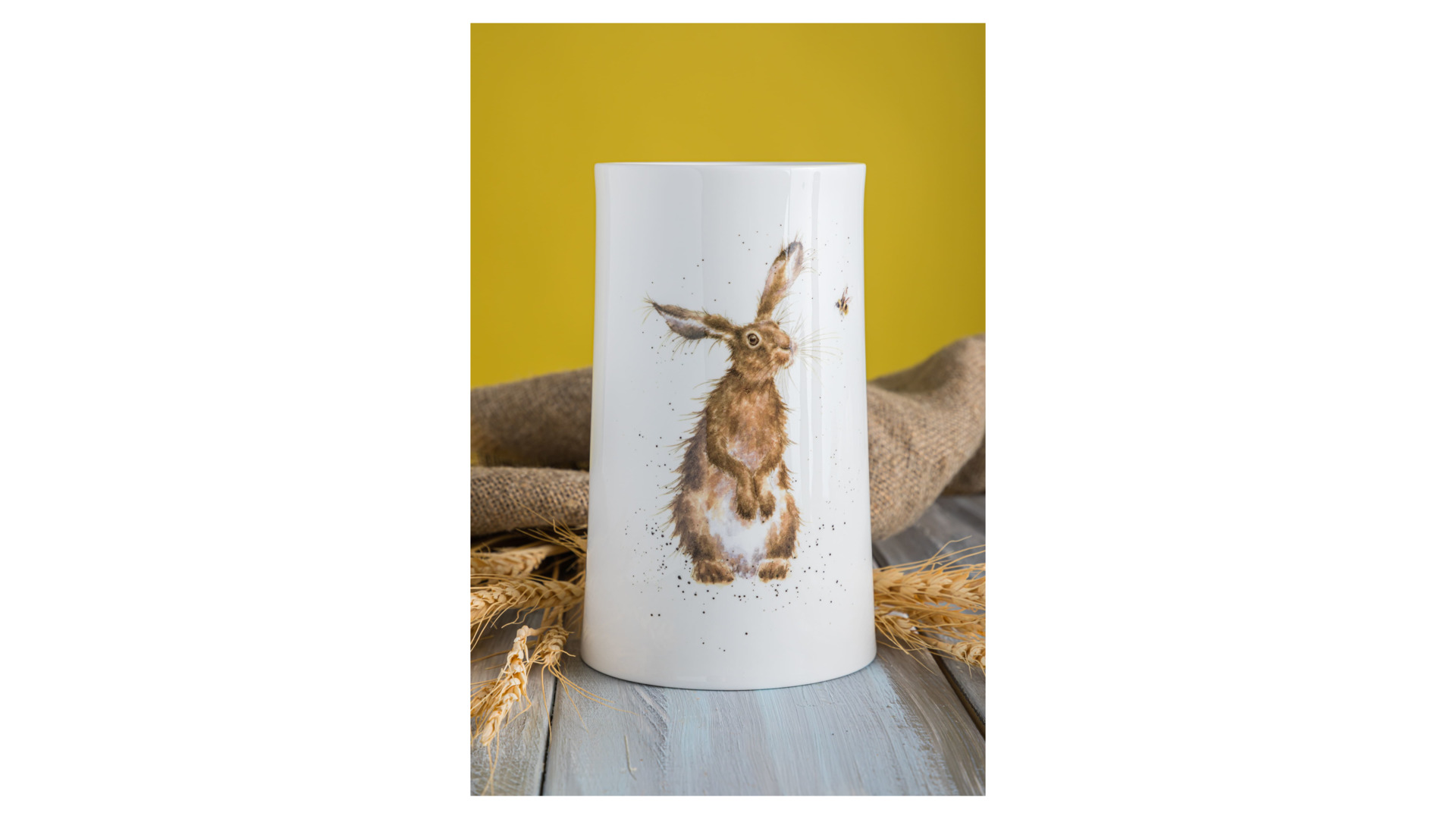 Ваза Royal Worcester Забавная фауна Заяц и пчела 17 см