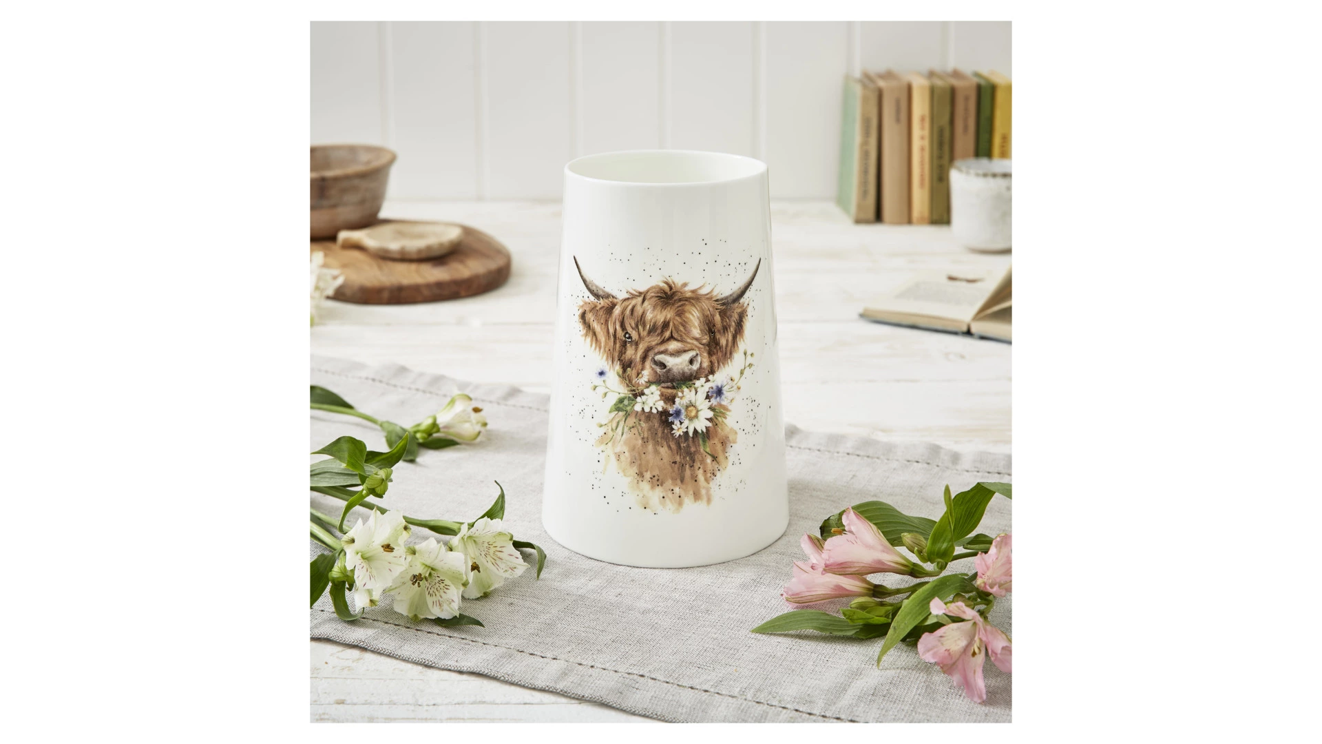Ваза Royal Worcester Забавная фауна Коровка 20 см