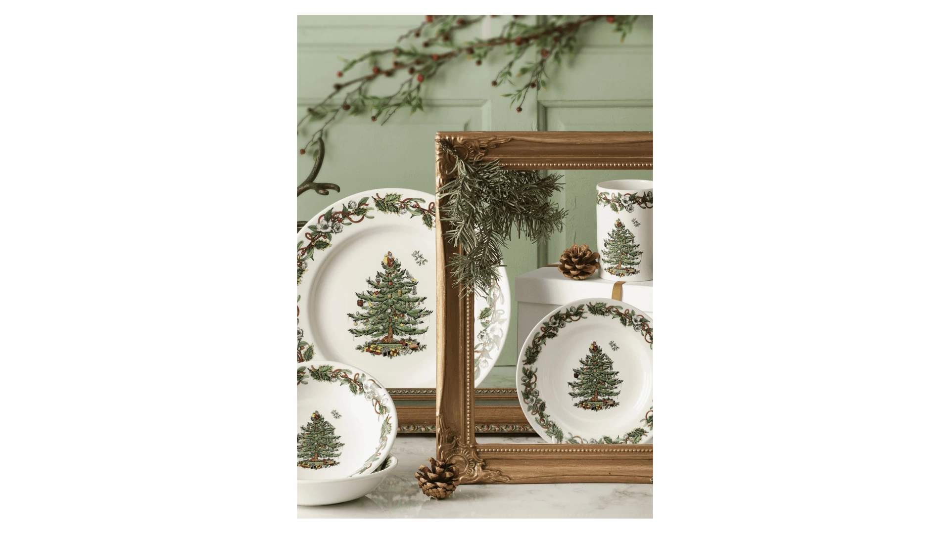 Тарелка обеденная Spode Рождественская ель Эксклюзив 27 см