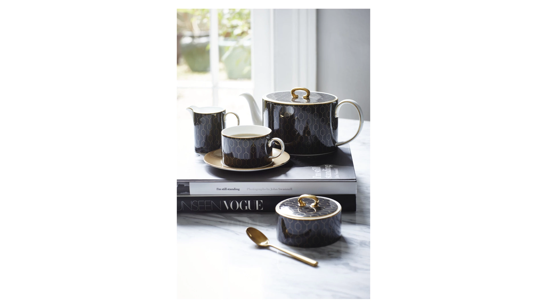 Чашка чайная с блюдцем Wedgwood Джио Голд 220 мл, фарфор