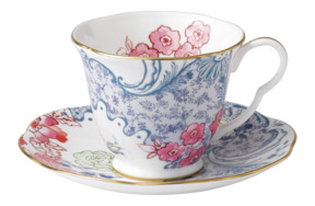 Чашка чайная с блюдцем Wedgwood Бабочки и цветы 250 мл