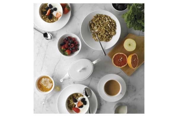 Блюдо круглое Wedgwood Джио 28 см, фарфор костяной