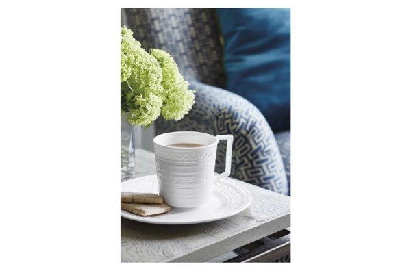 Тарелка закусочная Wedgwood Инталия 20 см, фарфор костяной