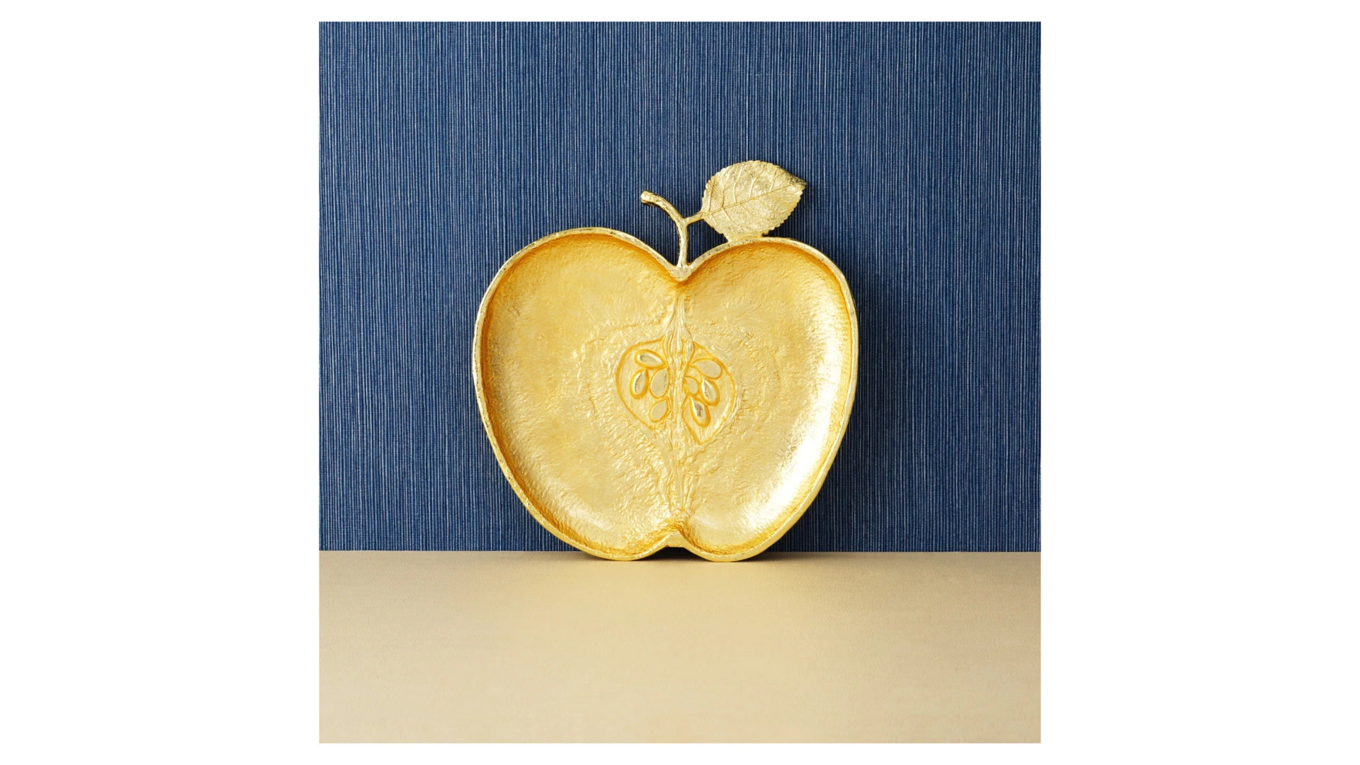 Блюдо Michael Aram Яблоко 25,5х24 см, латунь