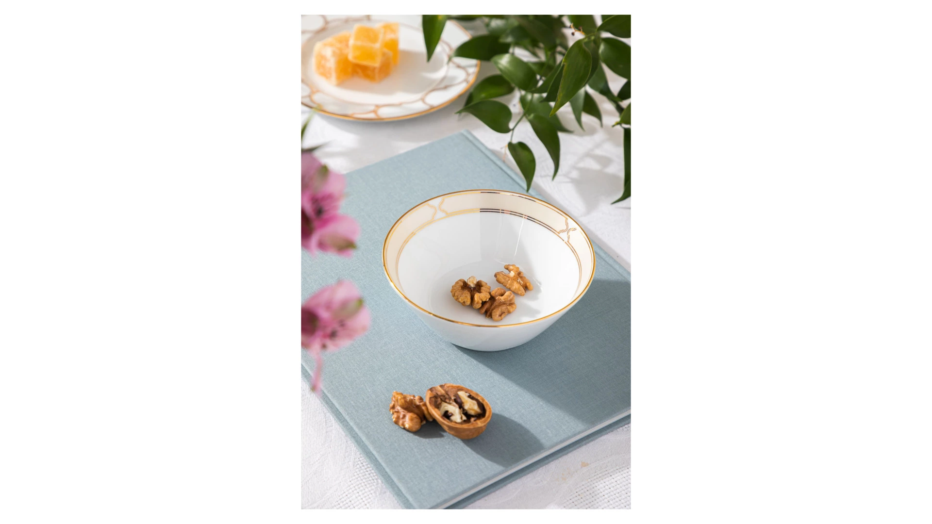 Салатник порционный Noritake Царский дворец, золотой кант 13 см, фарфор