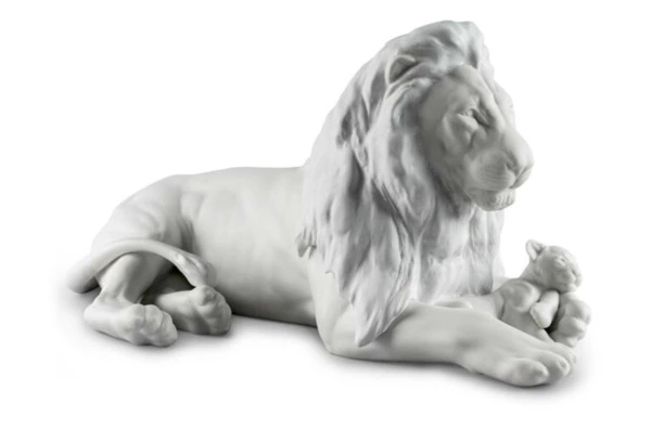 Фигурка Lladro Лев с львенком 44x21 см, фарфор