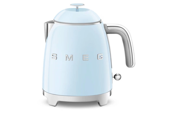 Чайник мини электрический SMEG KLF05PBEU 800 мл, пастельно-голубой