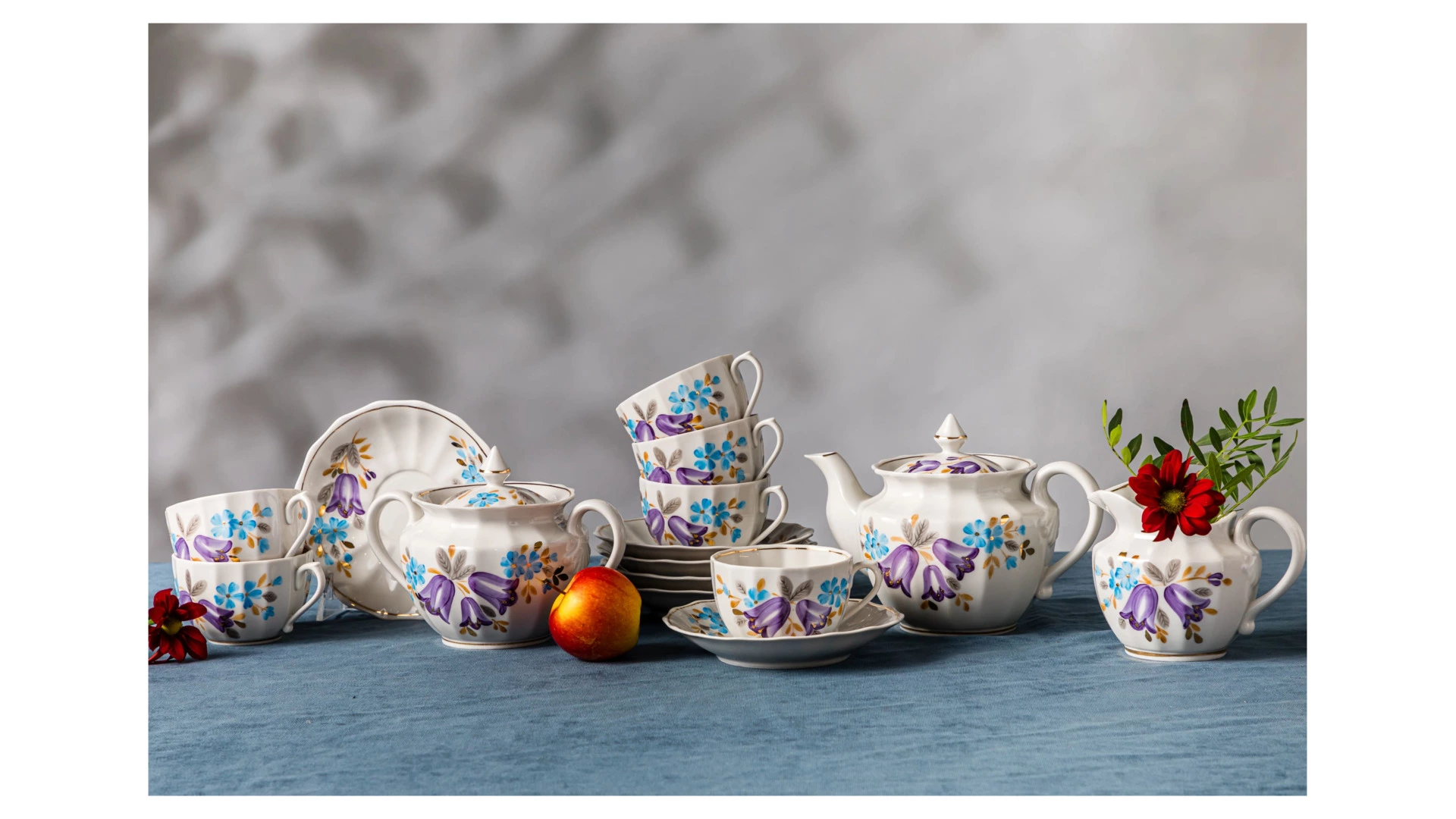 Сервиз чайный Франц Гарднер в Вербилках Колокольчик на 6 персон 15 предметов, фарфор, п/к