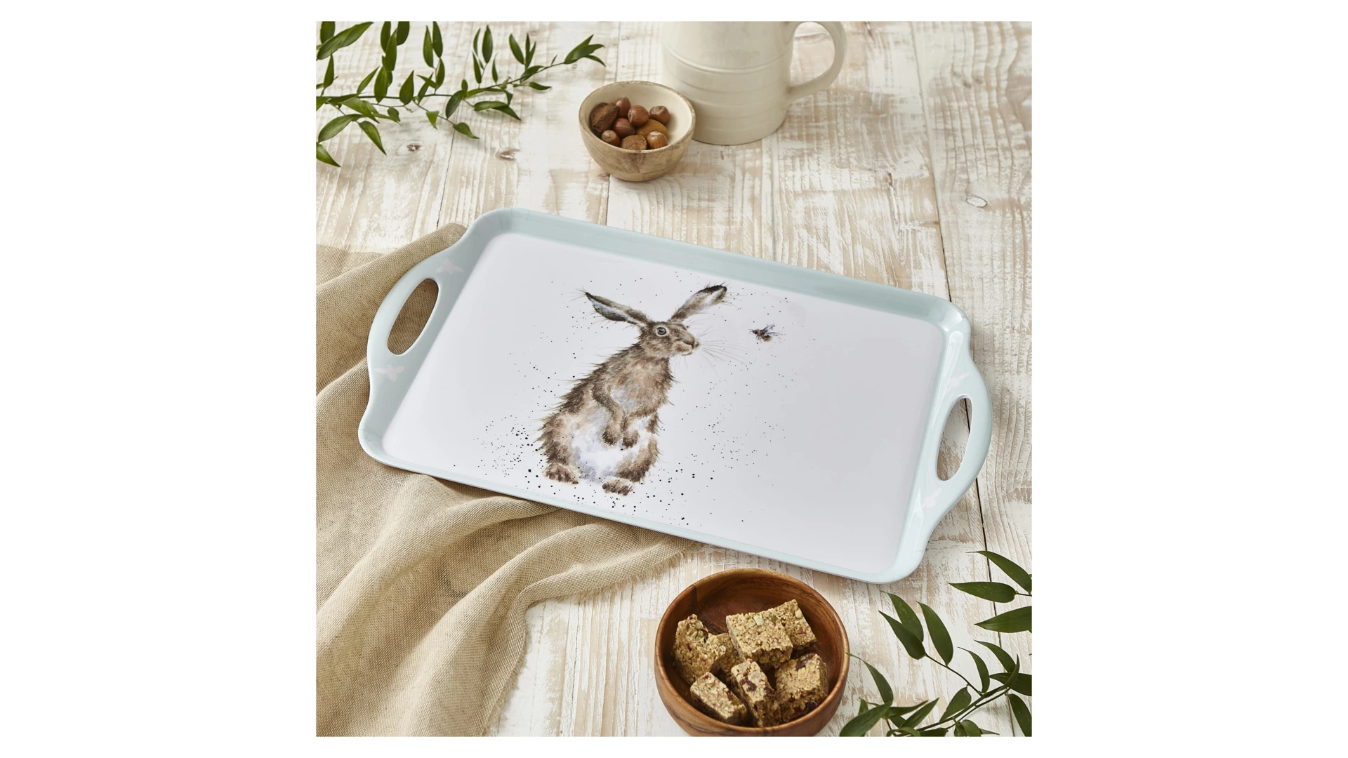 Поднос прямоугольный с ручками Pimpernel Забавная фауна Зайка и пчела 48х29,5 см, пластик