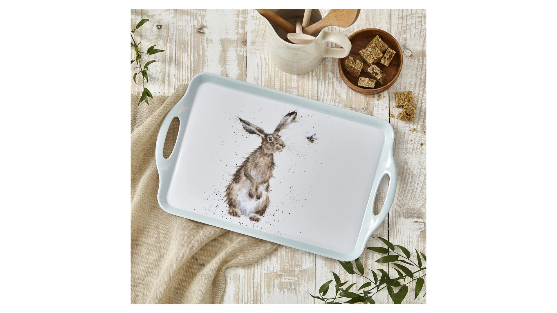 Поднос прямоугольный с ручками Pimpernel Забавная фауна Зайка и пчела 48х29,5 см, пластик