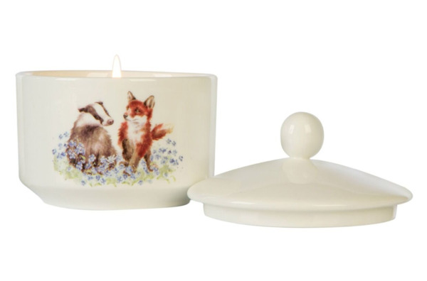 Свеча ароматическая в керамическом стакане Wax Lyrical Рендейл Таволга и белая сирень 10,5 см