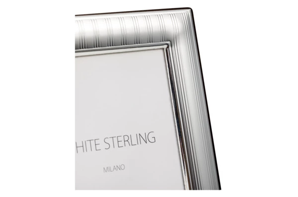 Рамка для фото Intersilver Полосы 9x13 см, алюминий с посеребрением