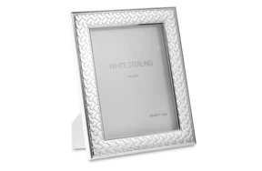 Рамка для фото Intersilver Домино 18x24 см, алюминий с посеребрением