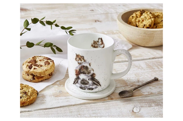 Кружка с подставкой Royal Worcester Забавная фауна Свинка посередке 310 мл, фарфор костяной, п/к
