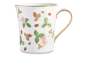 Кружка Wedgwood Земляника 270 мл, фарфор