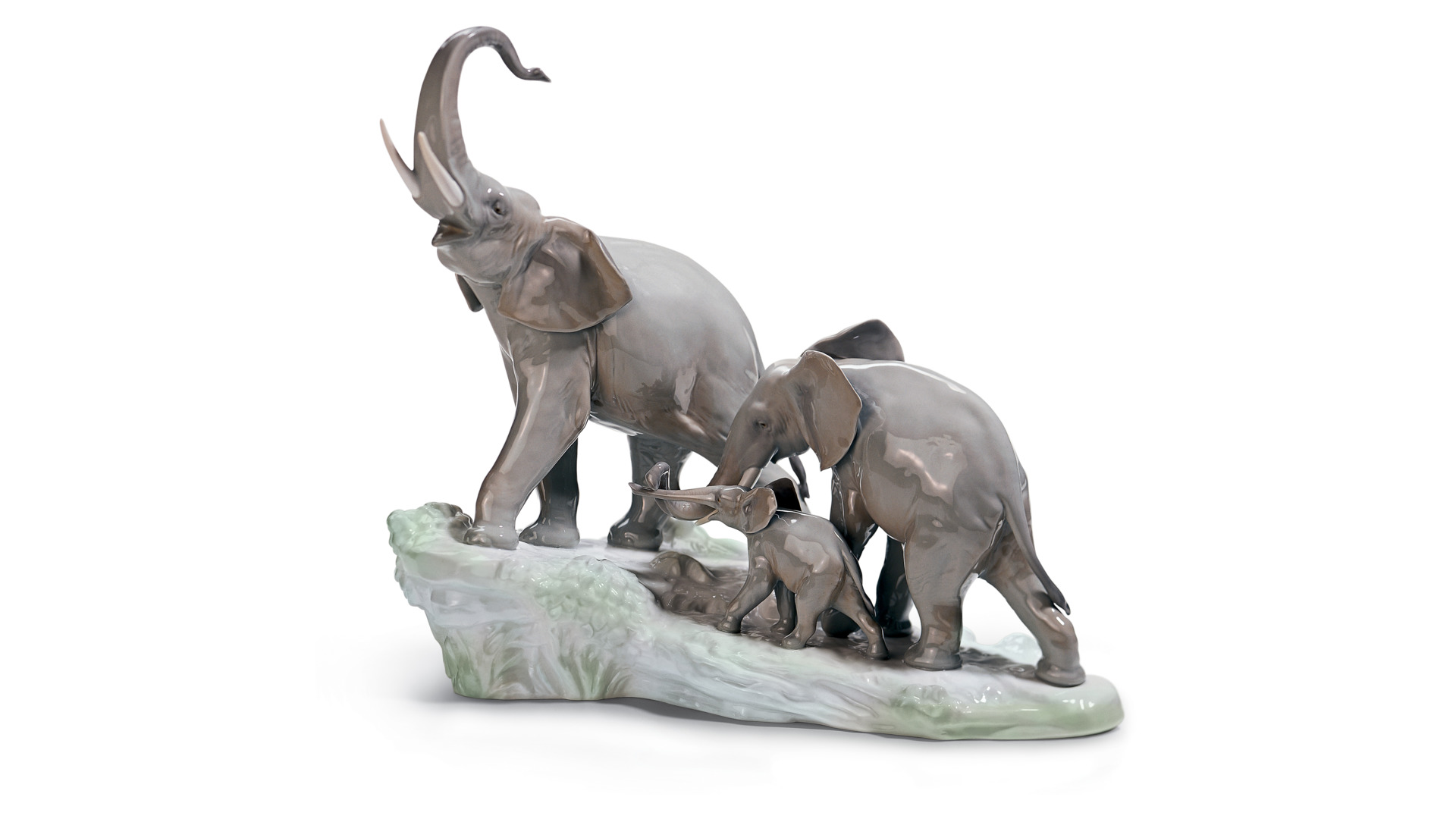 Фигурка Lladro Идущие слоны 36x40 см, фарфор