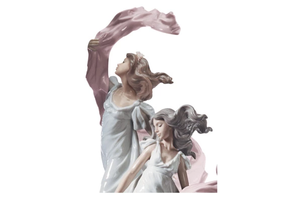 Фигурка Lladro Аллегория свободы 64х30 см, фарфор