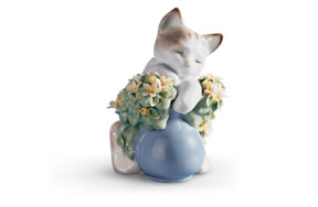 Фигурка Lladro Сонный котенок 11х10 см, фарфор