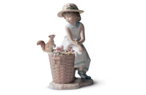 Фигурка Lladro Привет, белочка 20х14 см, фарфор