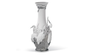 Ваза Lladro Царство цапель 35х17 см, фарфор