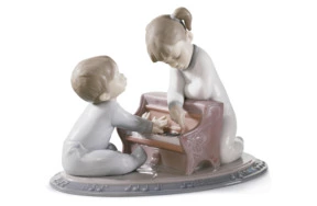 Фигурка Lladro Первые мелодии 16х12 см, фарфор