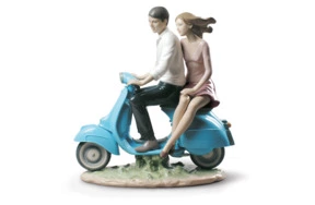 Фигурка Lladro Путешествуя вдвоем 27х27 см, фарфор