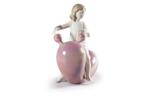 Фигурка Lladro Покачаюсь 15х21 см, фарфор, розовая