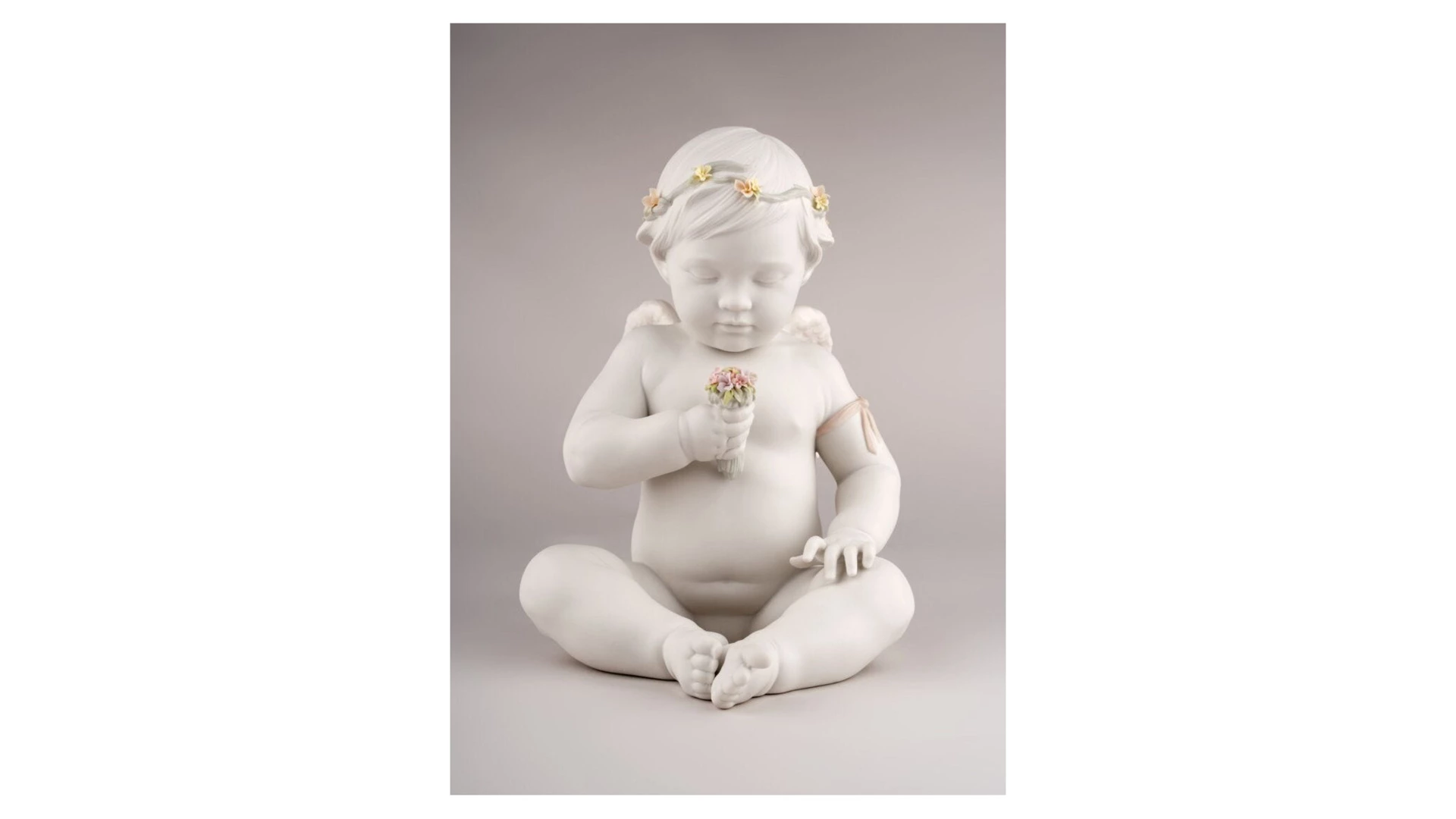 Фигурка Lladro Небесный ангел 32х32 см, фарфор